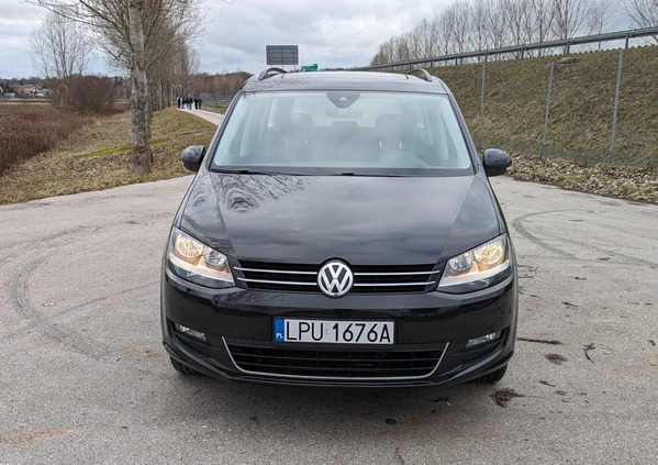 Volkswagen Sharan cena 79900 przebieg: 149000, rok produkcji 2017 z Bobolice małe 326